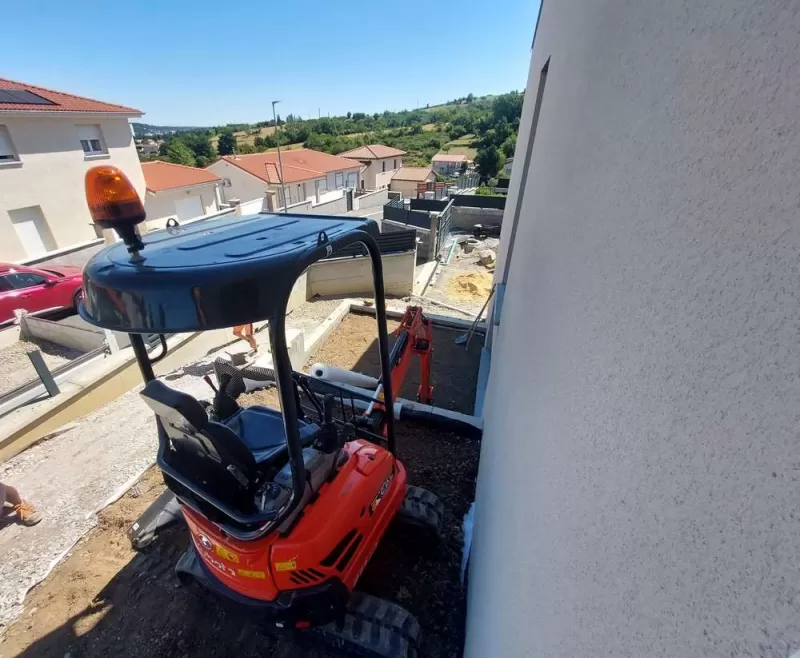 Travaux de maçonnerie, Saint-Just-Saint-Rambert, Mon extérieur