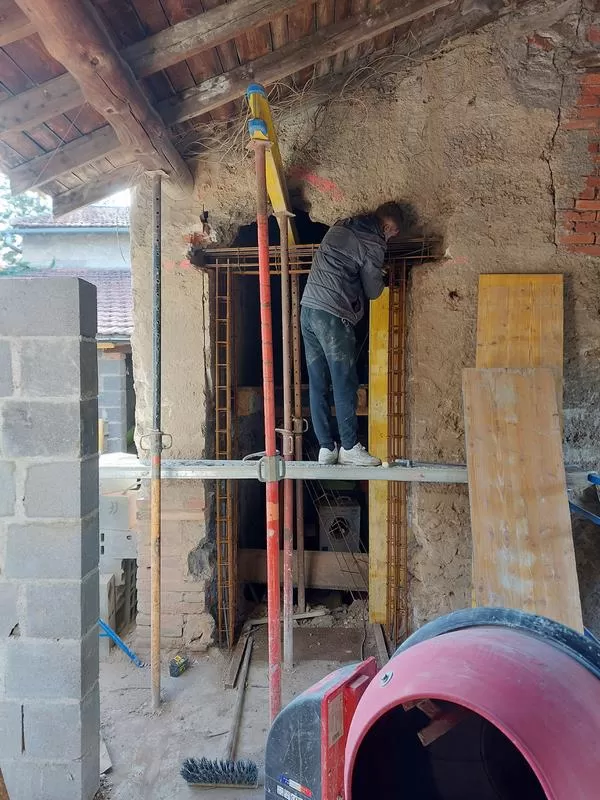 Travaux de maçonnerie, Saint-Just-Saint-Rambert, Mon extérieur