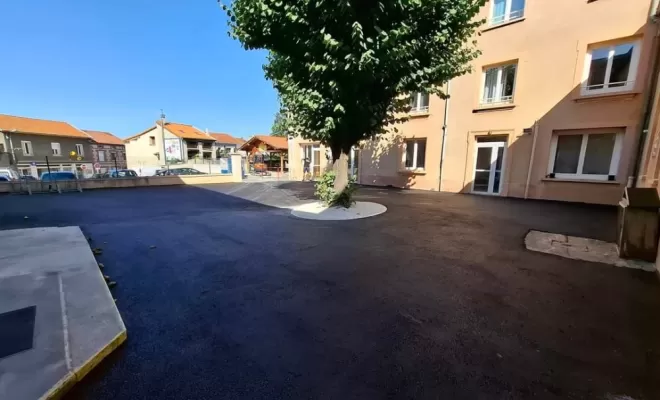 Reprise à neuf des réseaux EU et EP sur une partie des bâtiments avec application d'un enrobé à St Just St Rambert, Saint-Just-Saint-Rambert, Mon extérieur