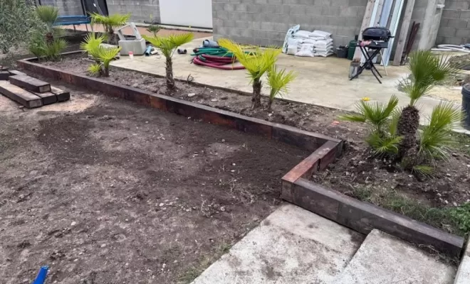 Application enrobé , pose de pavé tépia, de caniveaux grilles, traverses chêne pour jardinière à St Cyprien., Saint-Just-Saint-Rambert, Mon extérieur