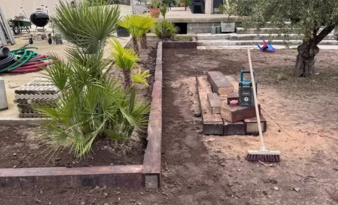 Application enrobé , pose de pavé tépia, de caniveaux grilles, traverses chêne pour jardinière à St Cyprien., Saint-Just-Saint-Rambert, Mon extérieur