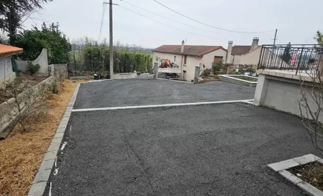 Reprise d'une structure avec pose de pavés et traverses chêne sur Saint-romain-le-Puy, Saint-Just-Saint-Rambert, Mon extérieur
