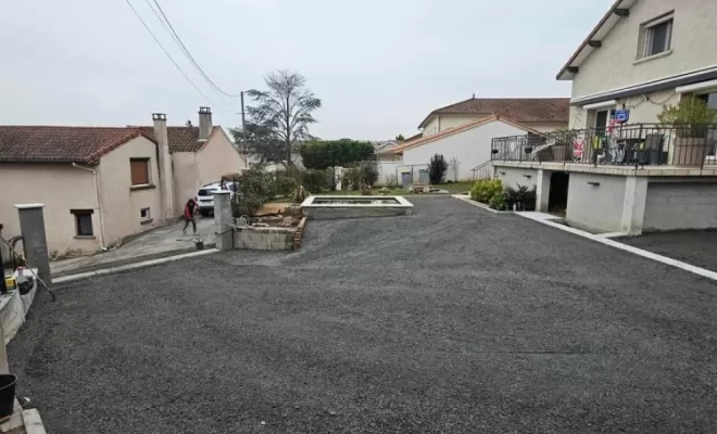 Reprise d'une structure avec pose de pavés et traverses chêne sur Saint-romain-le-Puy, Saint-Just-Saint-Rambert, Mon extérieur
