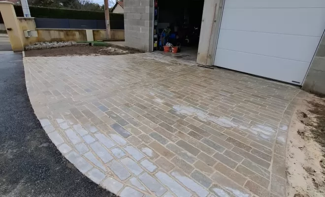 Création d'un accès de garage en pavés à Beauzac, Saint-Just-Saint-Rambert, Mon extérieur