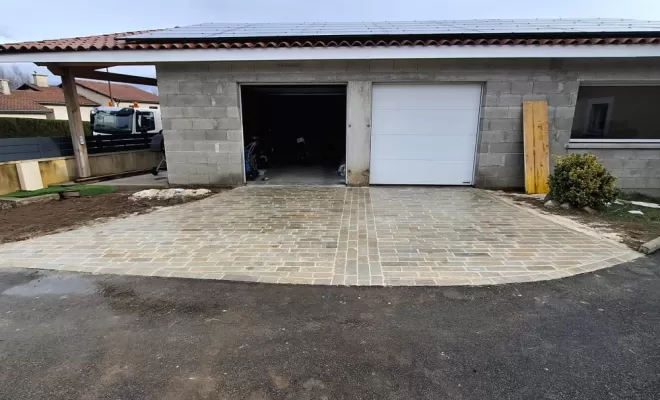 Création d'un accès de garage en pavés à Beauzac, Saint-Just-Saint-Rambert, Mon extérieur