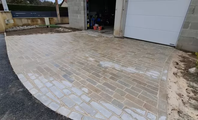 Création d'un accès de garage en pavés à Beauzac, Saint-Just-Saint-Rambert, Mon extérieur